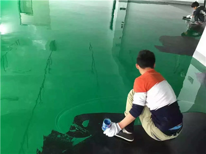 铁东下面给你一份环氧地坪漆施工的完整流程